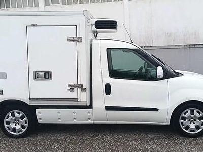 Branco Usado 2019 Fiat Doblò Monovolume | € 15.000 (Caro)