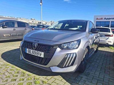 Cinzento Usado 2024 Peugeot 208 Active Citadino | € 16.200 (Preço justo)