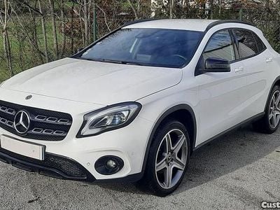 Branco Usado 2018 Mercedes GLA180 SUV | € 21.950 (Preço justo)