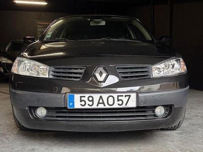 Usado 2005 Renault Mégane II Sedan | € 4.470