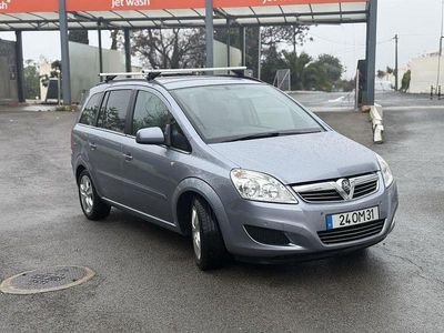 Usado Opel Zafira 110 HP (80 kW) 2010 Monovolume