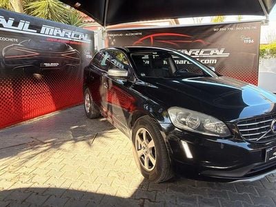 Usado Volvo XC60 Momentum 150 HP (110 kW) 2015 Preto SUV