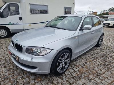 Usado BMW 118 143 HP (105 kW) 2010 Cinza Citadino