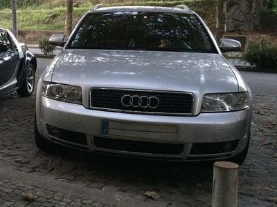 Usado 2003 Audi A4 Sedan | € 5.000 (Bom preço)