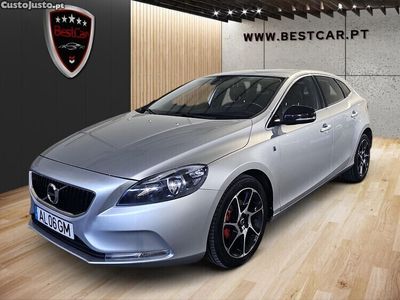 Cinza Usado 2017 Volvo V40 Carrinha | € 14.950