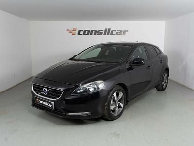 Usado Volvo V40 Kinetic 115 HP (84 kW) 2012 Preto Citadino