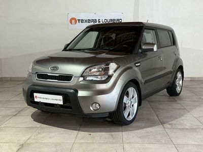 Usado Kia Soul 128 HP (94 kW) 2010 Cinza SUV