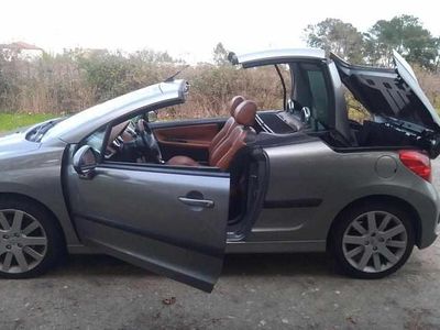 Cinzento Usado 2007 Peugeot 207 Cabrios | € 6.500 (Preço justo)