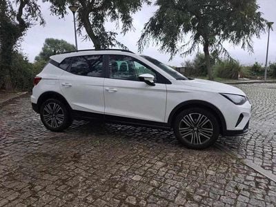 Branco Usado 2023 Seat Arona Style SUV | € 15.990 (Preço justo)