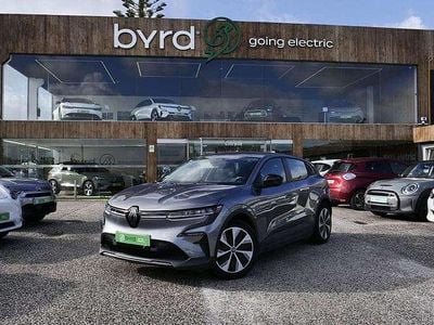 Cinza Usado 2022 Renault Mégane IV Evolution | € 23.900 (Bom preço)