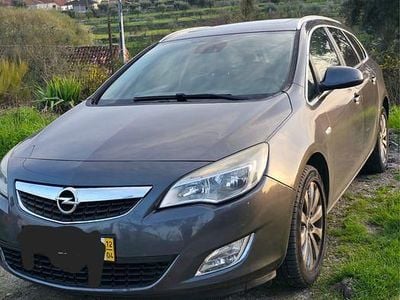 Usado Opel Astra 131 HP (96 kW) 2012 Carrinha