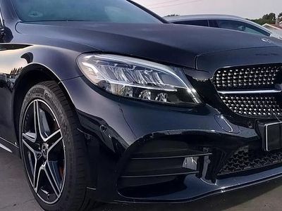 Usado Mercedes C300e AMG 313 HP (230 kW) 2021 Preto Carrinha