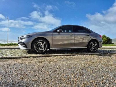 Usado Mercedes A250 218 HP (160 kW) 2025 Cinzento Sedan