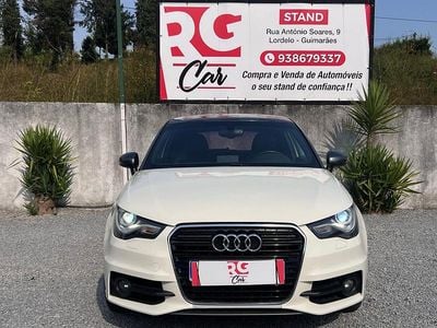 Branco Usado 2011 Audi A1 S-Line Citadino | € 12.500