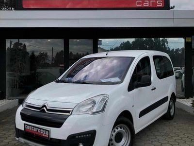 Branco Usado 2017 Citroën Berlingo Monovolume | € 14.999