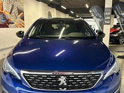 Usado Peugeot 308 SW 130 HP (95 kW) 2018 Azul Carrinha