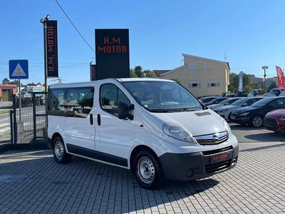Branco Usado 2014 Opel Vivaro Monovolume | € 13.900