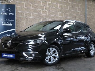 Preto Usado 2021 Renault Mégane IV LIMITED Sedan | € 16.500 (Bom preço)