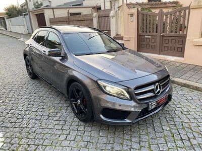 Mercedes GLA220