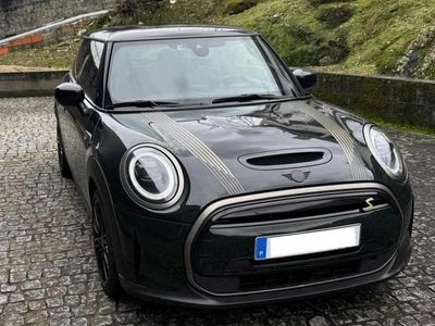 Verde Usado 2023 Mini Cooper SE Hatch Citadino | € 21.900 (Preço justo)