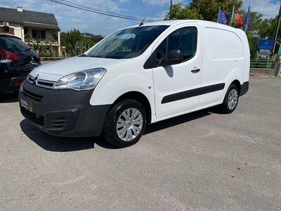 Branco Usado 2018 Citroën Berlingo Monovolume | € 11.250 (Preço justo)