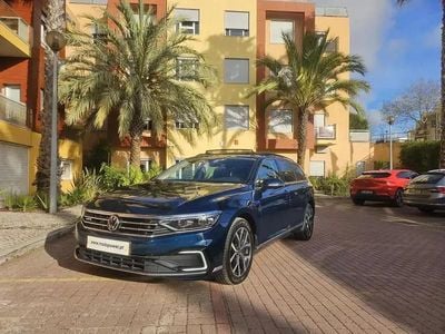Azul Usado 2020 VW Passat GTE Carrinha | € 19.980 (Preço justo)