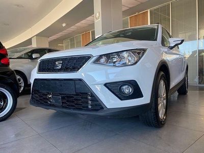 Usado Seat Arona Reference 90 HP (66 kW) 2019 Branco SUV
