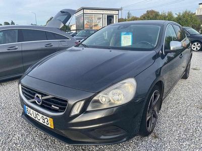 Preto Usado 2012 Volvo V60 R-Design Carrinha | € 13.250 (Preço elevado)