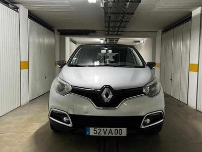 Cinzento Usado 2015 Renault Captur SUV | € 10.000 (Bom preço)