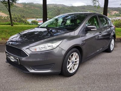 usado Ford Focus 1.0 SCTi Titanium