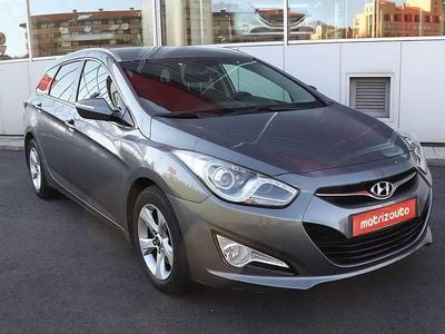 Cinzento Usado 2014 Hyundai i40 Carrinha | € 13.249