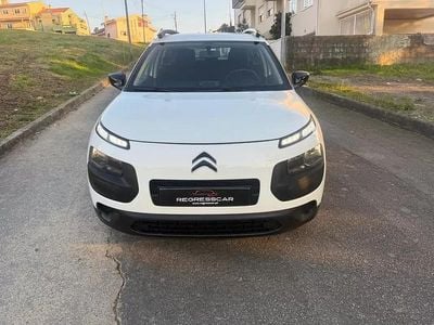 Usado Citroën C4 Cactus Feel 99 HP (72 kW) 2015 Branco Citadino