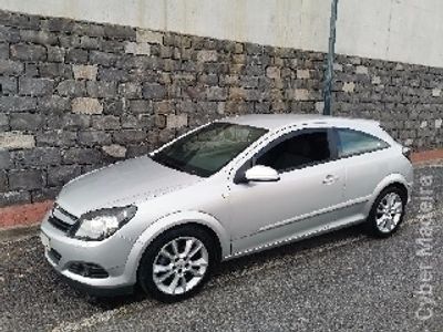 Opel Astra GTC