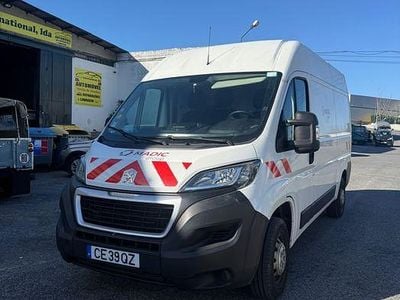 Usado Peugeot Boxer 140 HP (102 kW) 2020 Branco Van