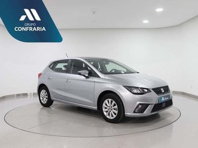 Usado Seat Ibiza 95 HP (69 kW) 2024 Cinzento Citadino