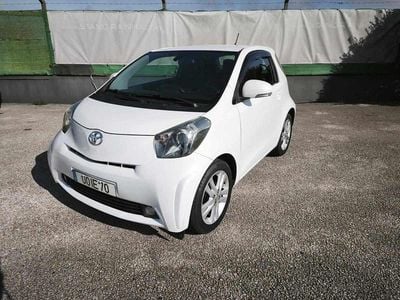 Usado Toyota iQ 98 HP (72 kW) 2009 Branco Citadino