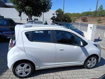 Branco Usado 2012 Chevrolet Spark Citadino | € 5.650 (Preço justo)