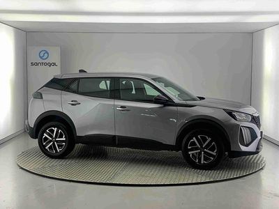 Cinzento Usado 2024 Peugeot 2008 Active SUV | € 20.990 (Preço justo)