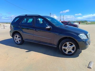 Mercedes ML320