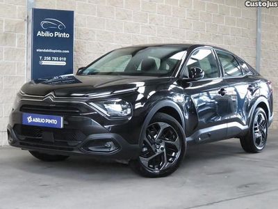 Preto Usado 2024 Citroën C4 Feel Sedan | € 21.899 (Preço justo)