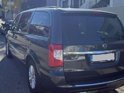 Usado Lancia Voyager 120 HP (88 kW) 2011 Monovolume