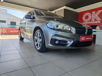 Usado BMW 216 Active Tourer Luxury Line 116 HP (85 kW) 2018 Cinzento Monovolume