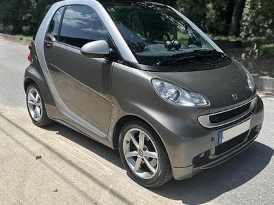 Cinzento Usado 2011 Smart ForTwo Coupé Pulse Coupé | € 6.000 (Preço justo)