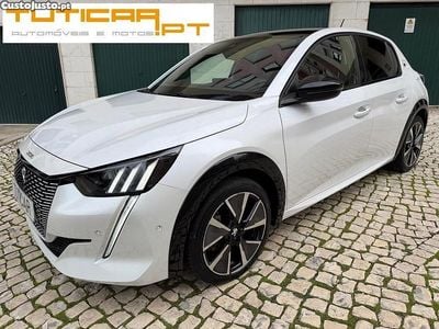 Usado Peugeot e-208 GT 100 kW (136 HP) 2021 Branco Citadino