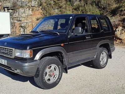 Usado Opel Monterey 114 HP (83 kW) 1994 Preto SUV
