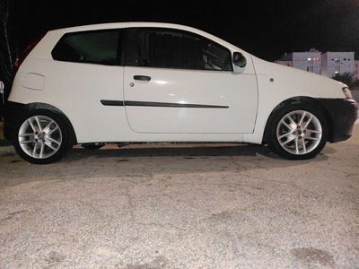 usado Fiat Punto 1.9D Super Econômico