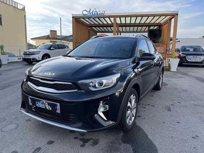 Preto Usado 2022 Kia Stonic SUV | € 13.750 (Preço justo)