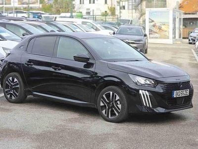 Usado Peugeot e-208 Allure 114 kW (156 HP) 2025 Preto Citadino