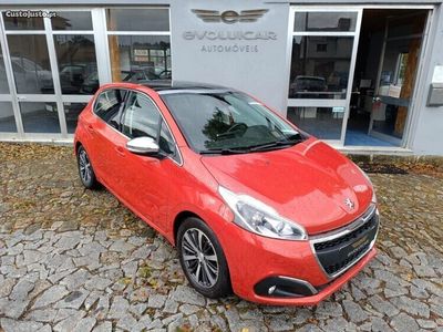 usado Peugeot 208 1.2 Allure