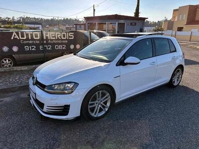 Branco Usado 2016 VW Golf VII GTD Citadino | € 19.500 (Preço justo)
